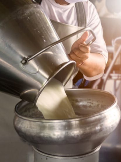A-global-leader-in-the-dairy-farming-industry-goes-digital-to-transform-its-business