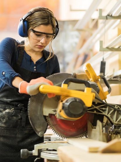 a-frontline-hardware-and-industrial